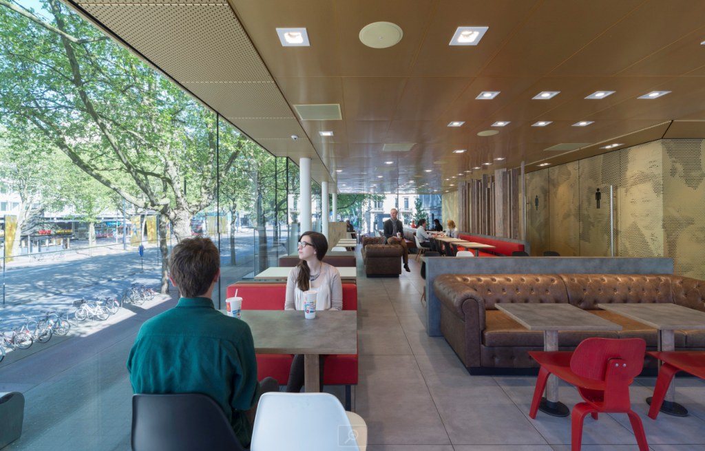 Pictures provided by Jeroen Musch, Mei architects and planners, Ossip Van Duivenbode, Frank Hanswijk.